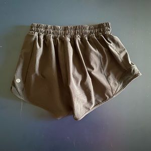 Black tall lululemon 4 inch inseam hotty hot shorts